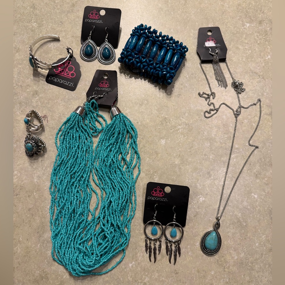 Set of 8 Turquoise Jewelry Collection